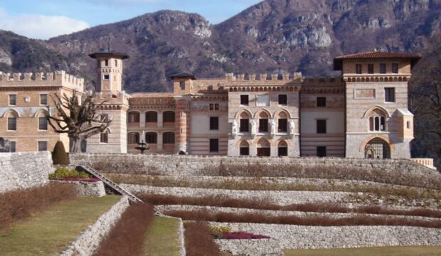 Il Castello Ceconi-di Pielungo (ph Glauco Toniutti)