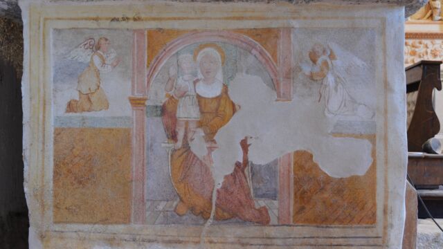 L'affresco con San Martino di Tiussi dopo l'ontervento conservativo (ph. M. Pezzuto)
