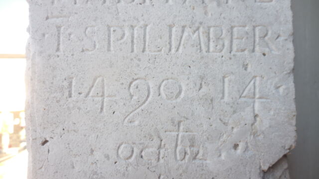 Gaio, chiesa si San Marco, portale del Pilacorte con la data 1490