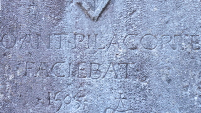 Pieve di S. Maria oltre But, dettaglio con la firma e la sigla del Pilacorte, 1505