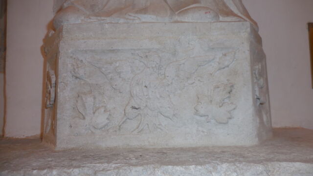 Rosa, chiesa di S. Stefano, Pilacorte, base della statua di San Giovanni 1530.